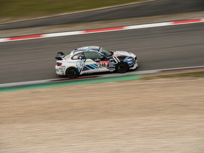 0JO_2492.400x300-crop.jpg